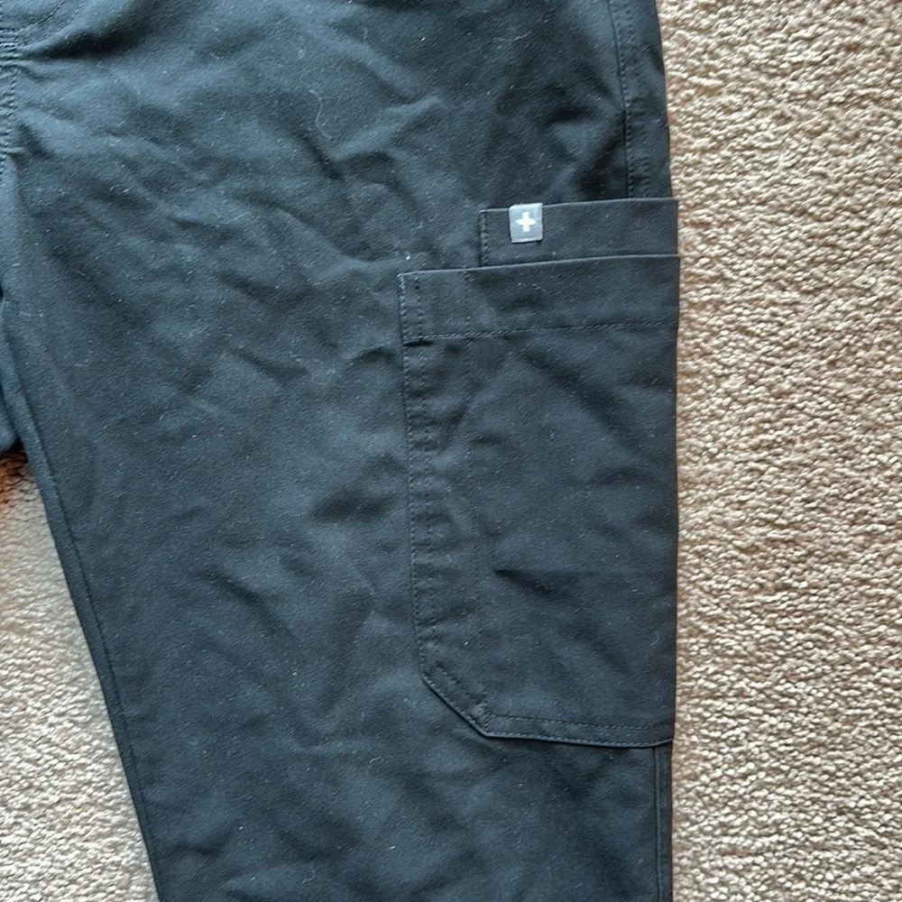 FIGS | FIGS Cairo Cargo Scrub Pant